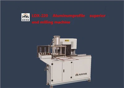 Benötigt die Fräszapfenausrüstung ein spezielles Fundament für die Installation?